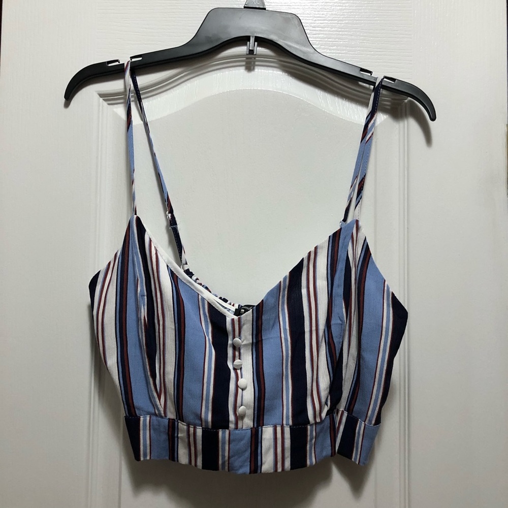 New striped crop stop